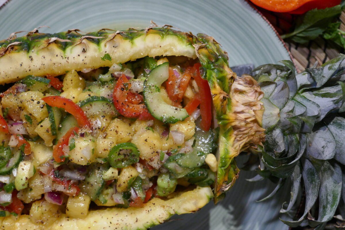 Pikanter Ananassalat