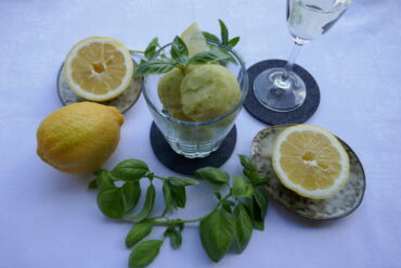 Basilikum-Zitronen-Sorbet