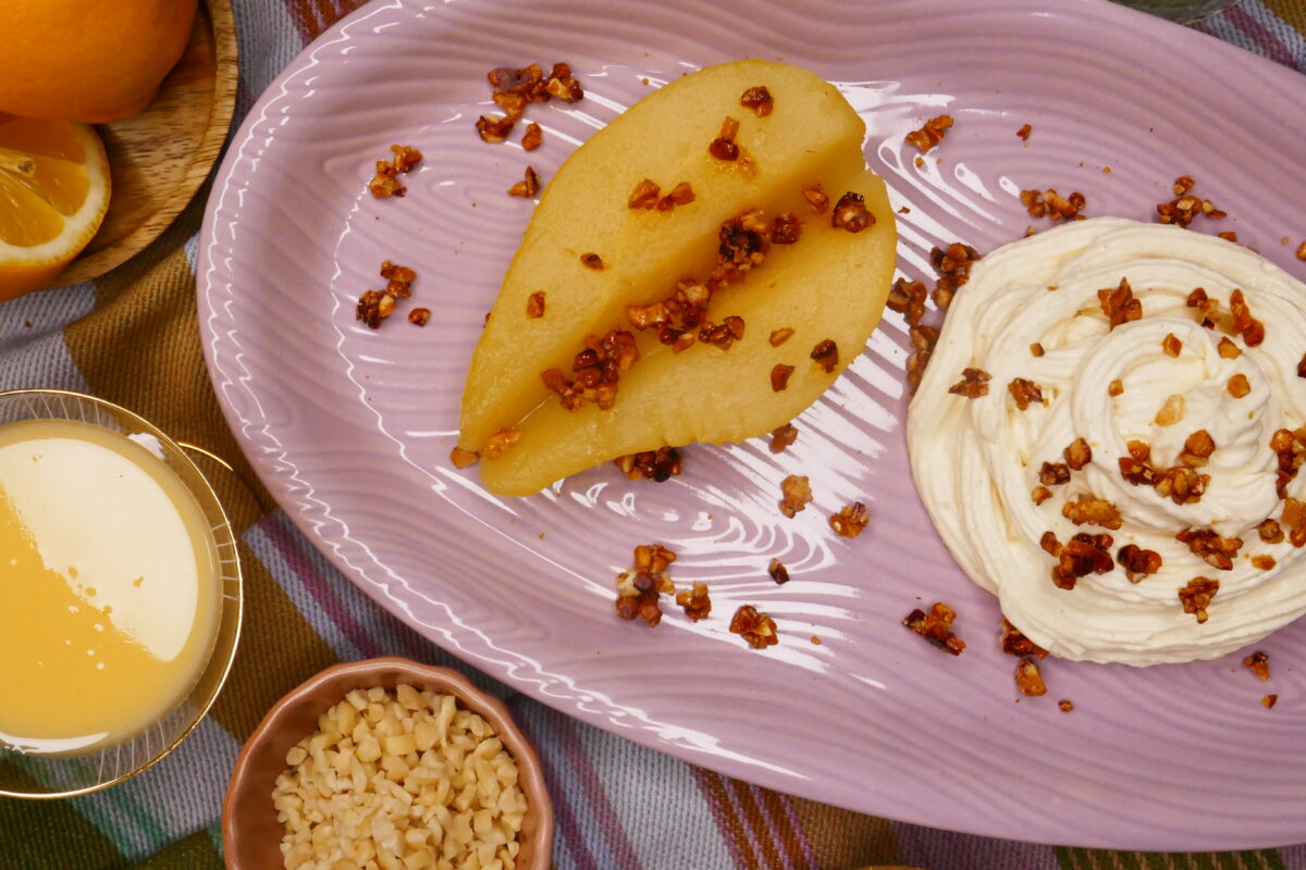 Beschwipste Birne mit Eierlikörcreme