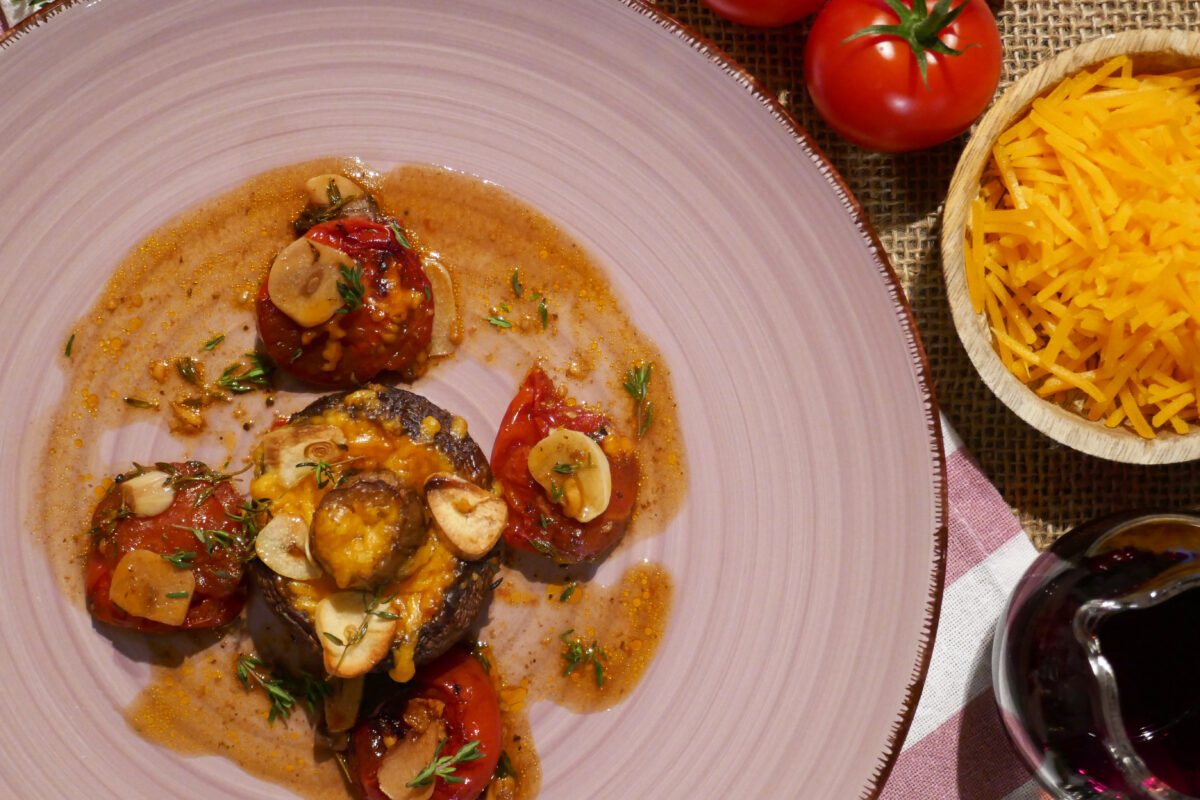 Gebackene mediterrane Champignons