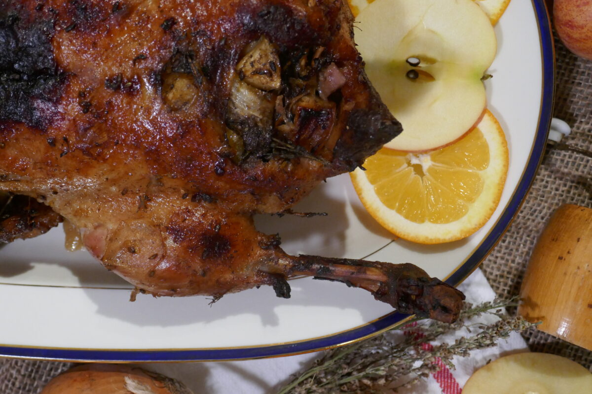 Ente mit Apfel-Orangen-Füllung