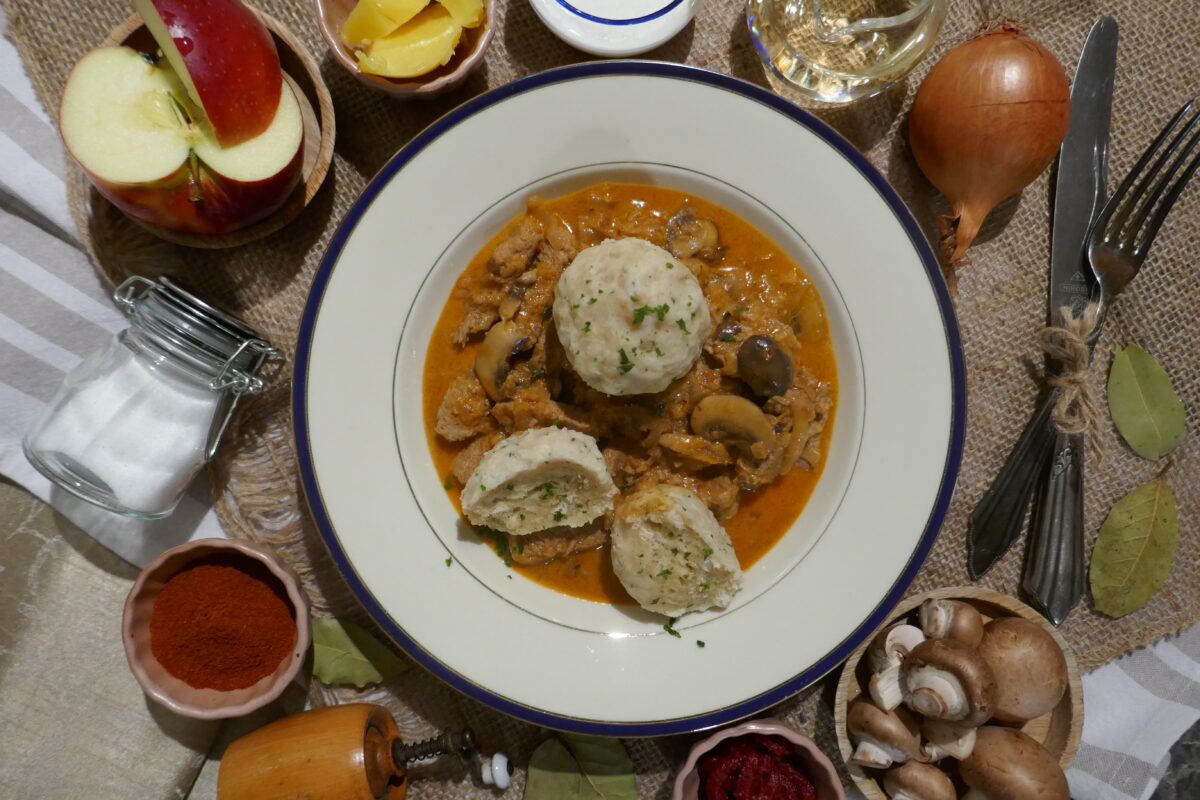 Kalbsrahmgulasch mit Pilzen