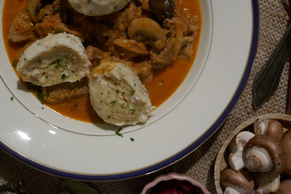 Kalbsrahmgulasch mit Pilzen