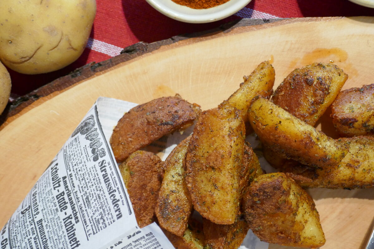 Würzige Kartoffelspalten