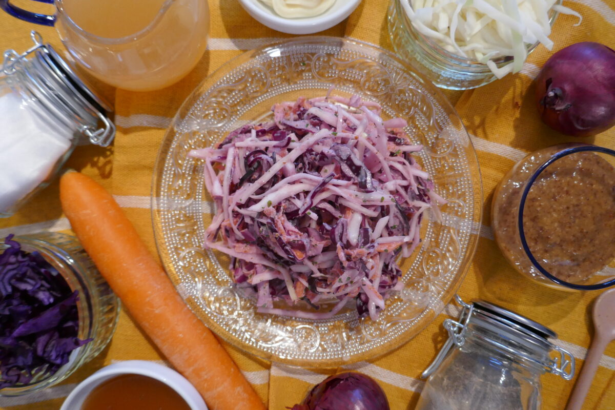 Süß-saurer Krautsalat