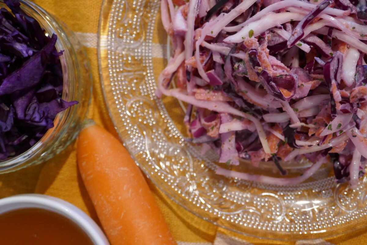 Süß-saurer Krautsalat