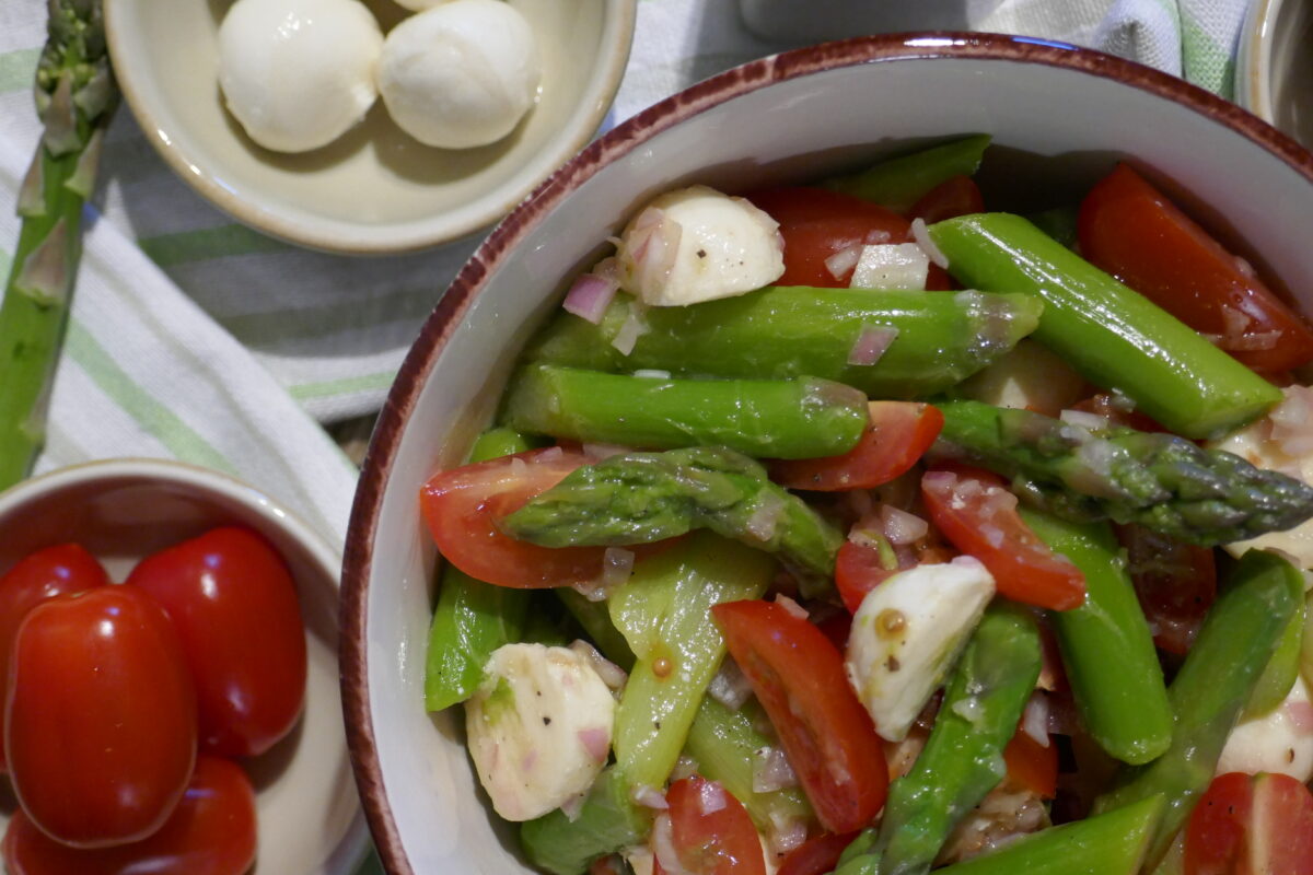 Bunter Spargelsalat