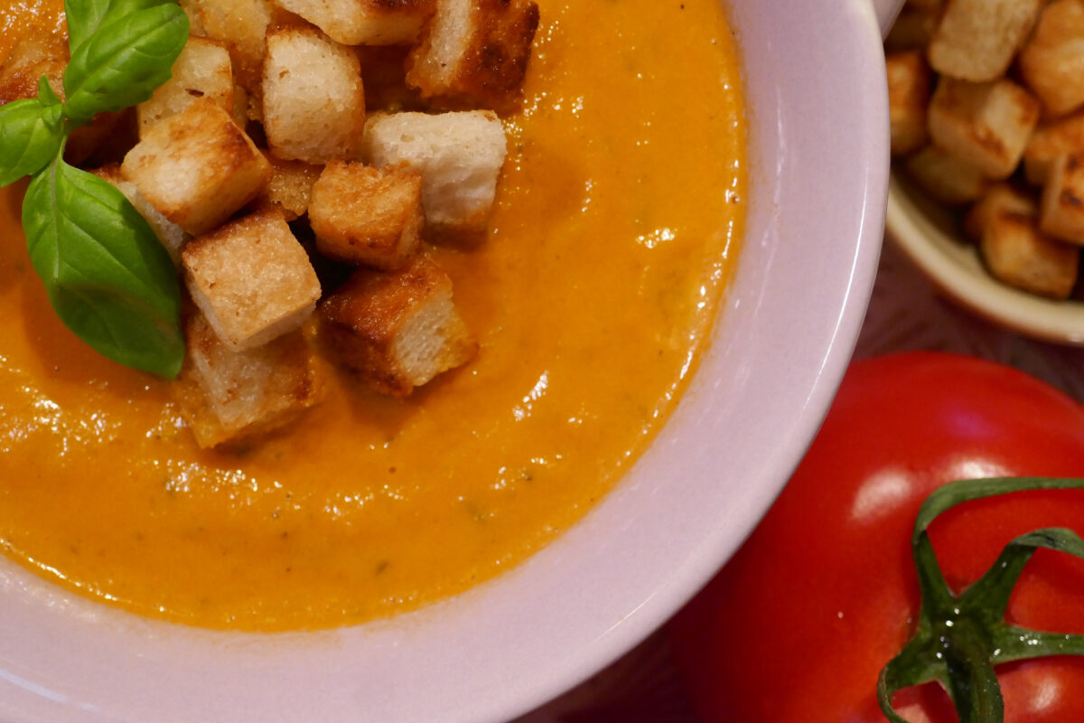 Tomaten-Zucchinicreme-Suppe