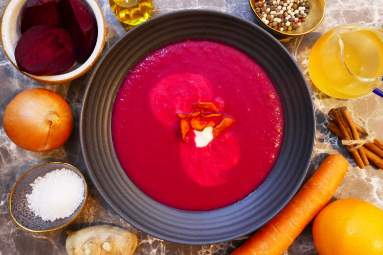 Rote Beete Suppe mit Orange und Ingwer