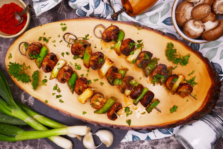 Champignon-Frühlingszwiebel-Spieße