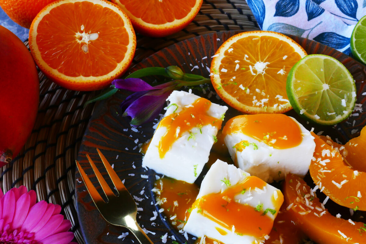 Fruchtiger Kokosmilch-Pudding
