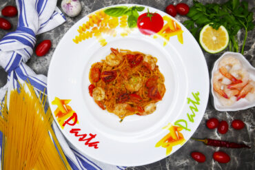 Cremige Zitronen-Chili-Pasta mit Garnelen