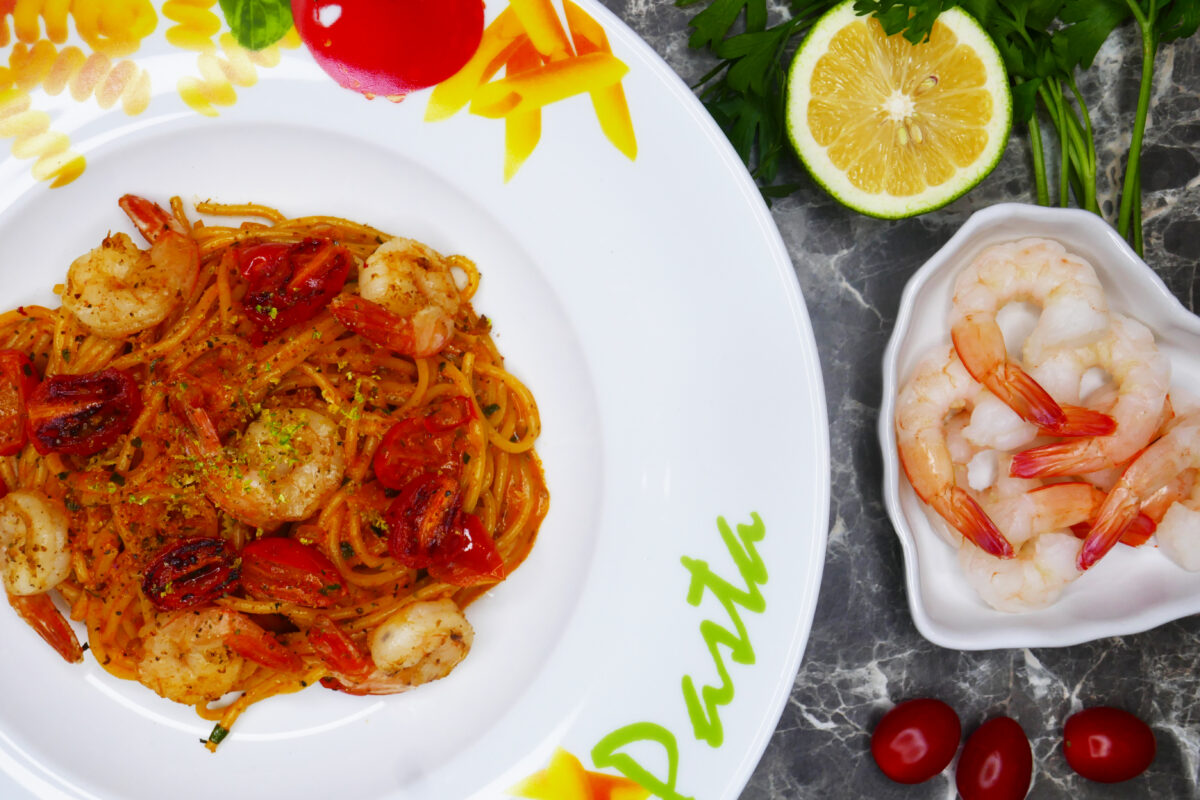 Cremige Zitronen-Chili-Pasta mit Garnelen